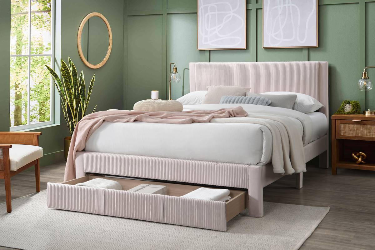 Alred Queen Platform Bed w/Drawer - Blush