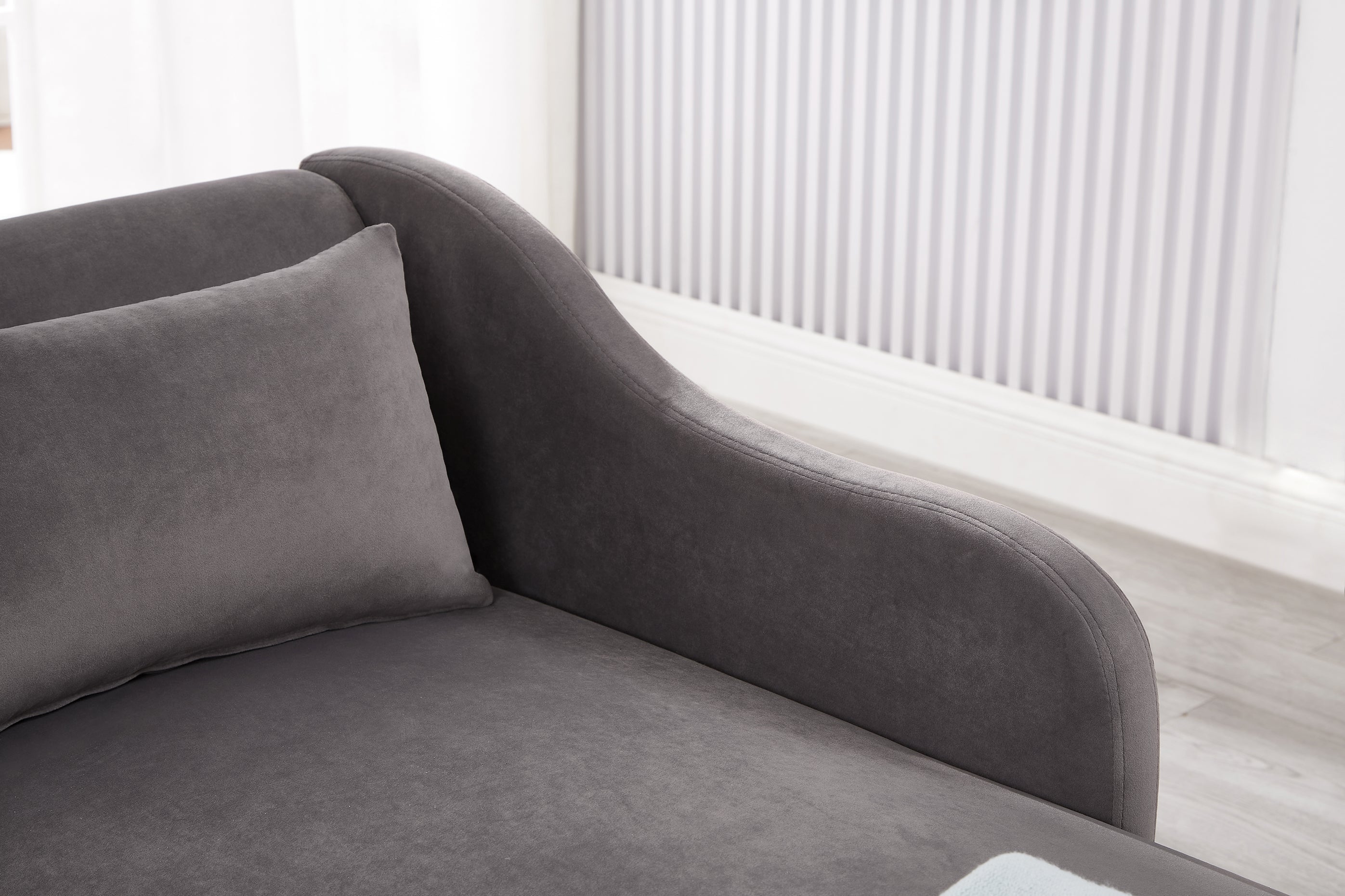 Modern Velvet Upholstered Chaise Lounge Chair