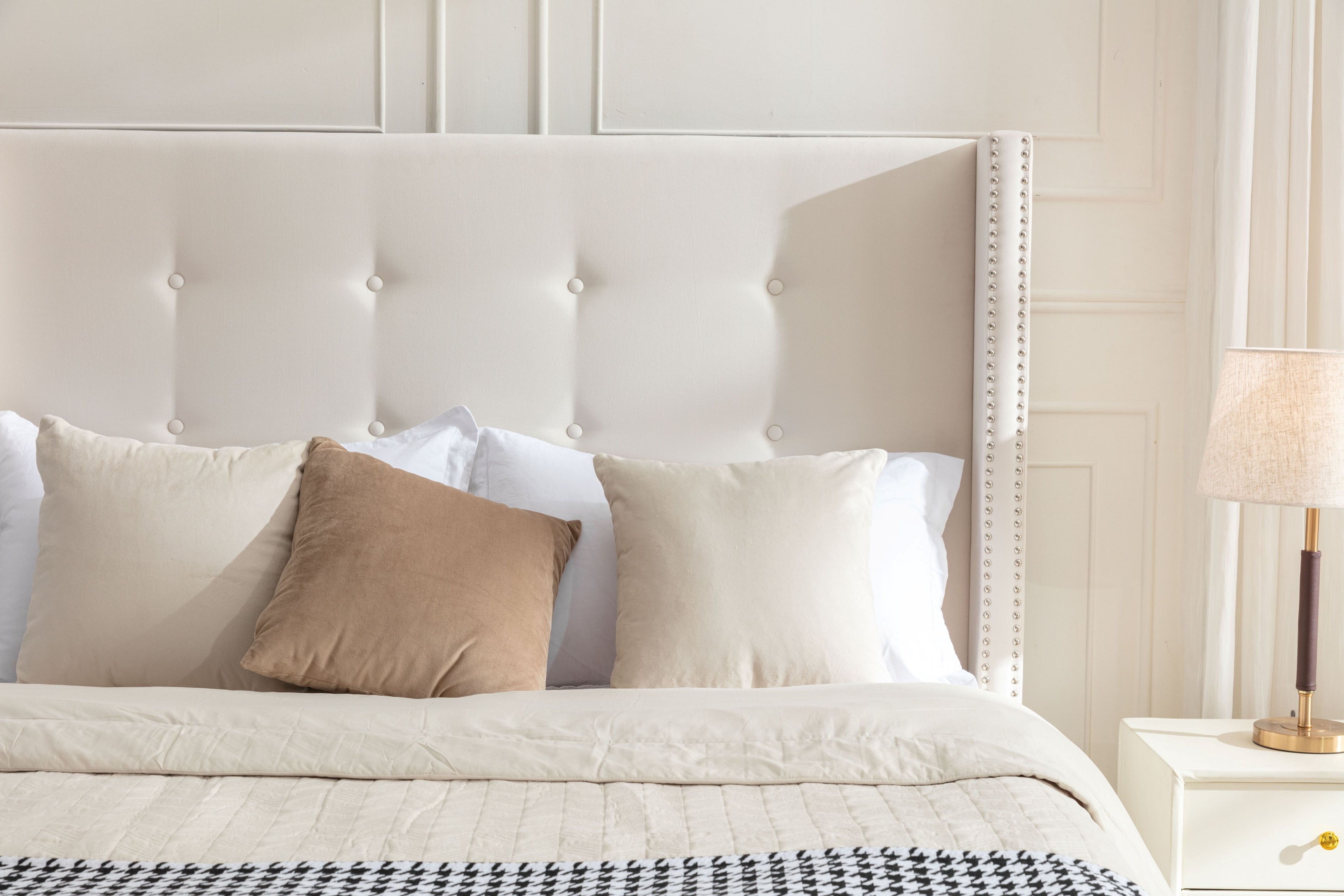 Peyton Upholstered Bed