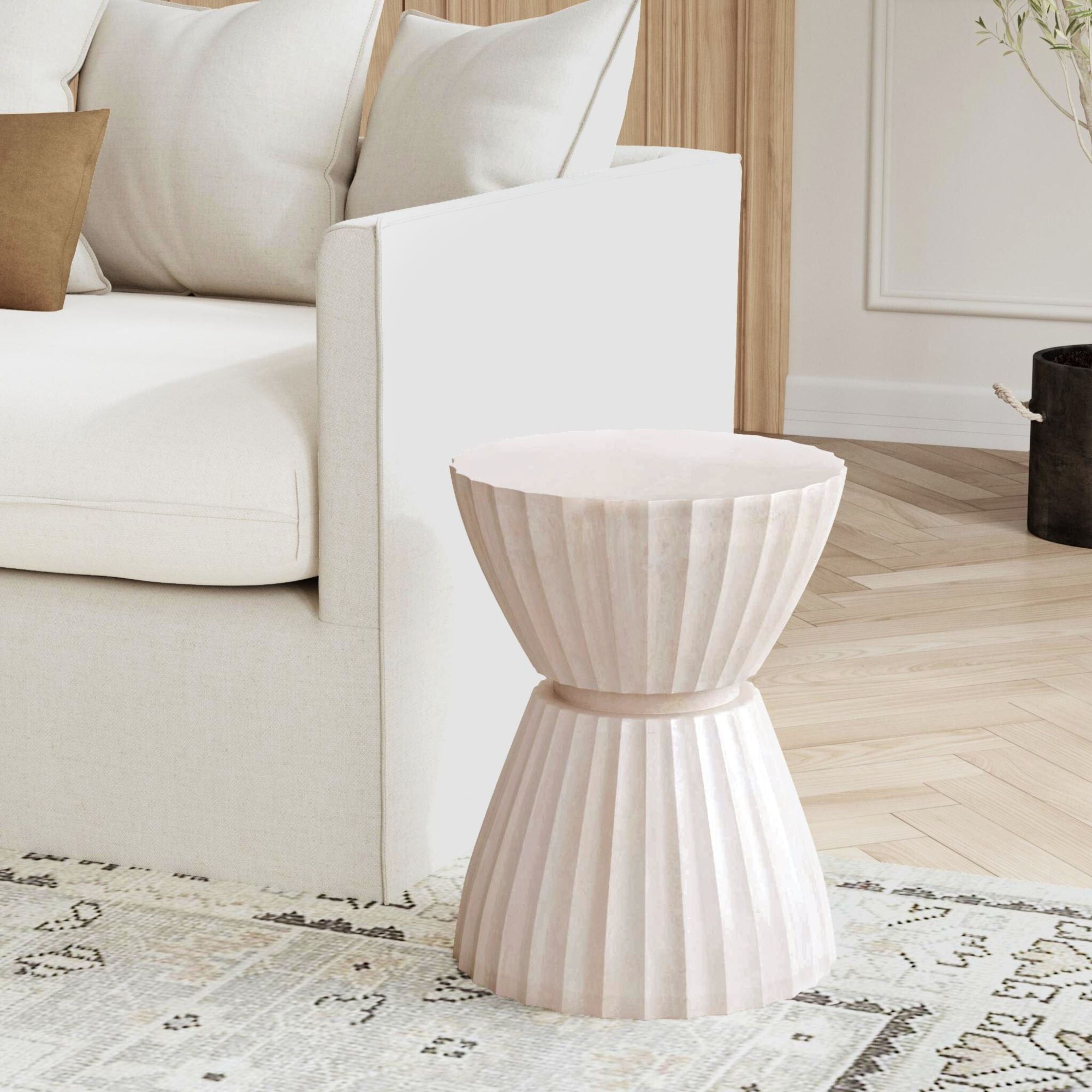 Clara Scalloped Accent Table
