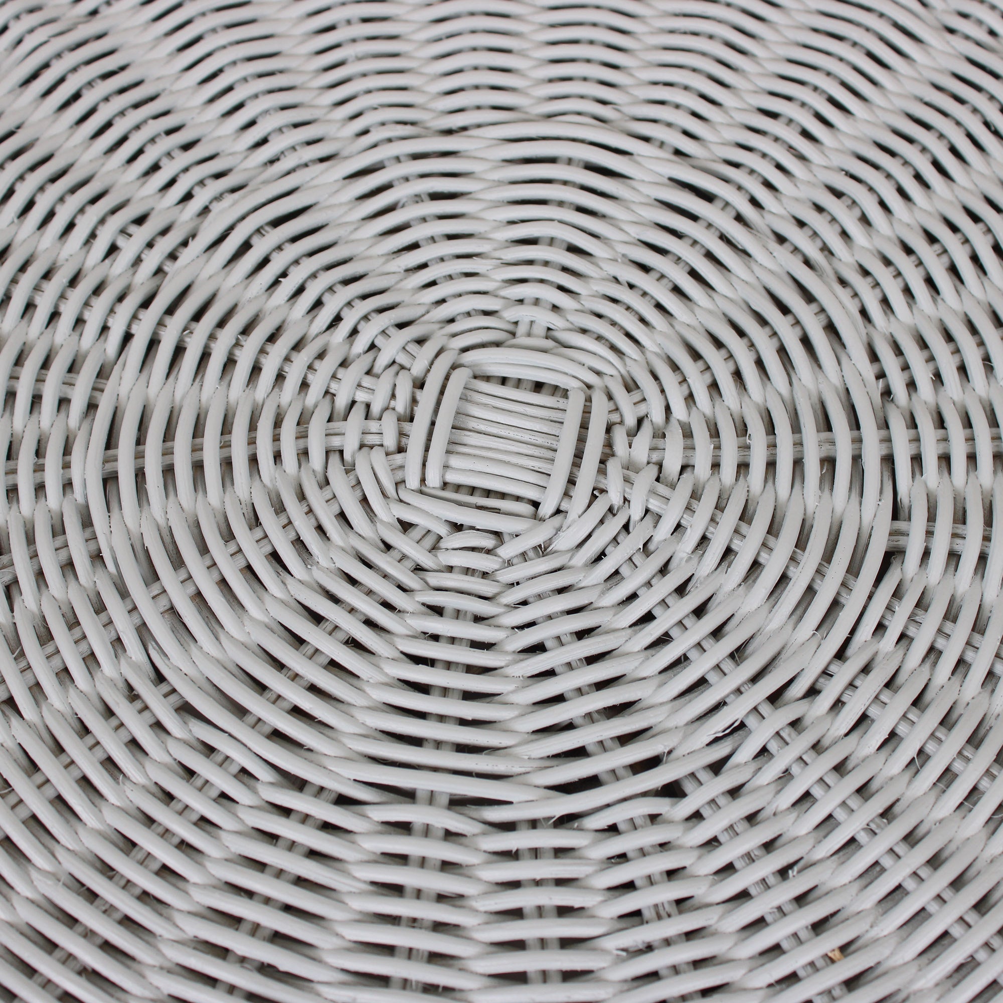 Mira Round Rattan Side Table With Scalloped Base